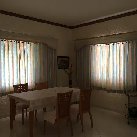 Peaceful Homestay Rawai Exterior photo