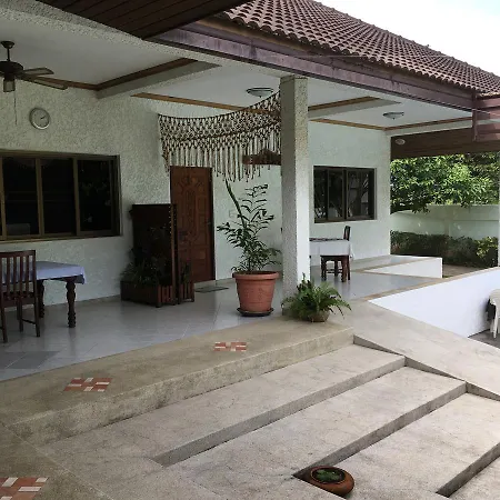 Peaceful Homestay Rawai Exterior photo